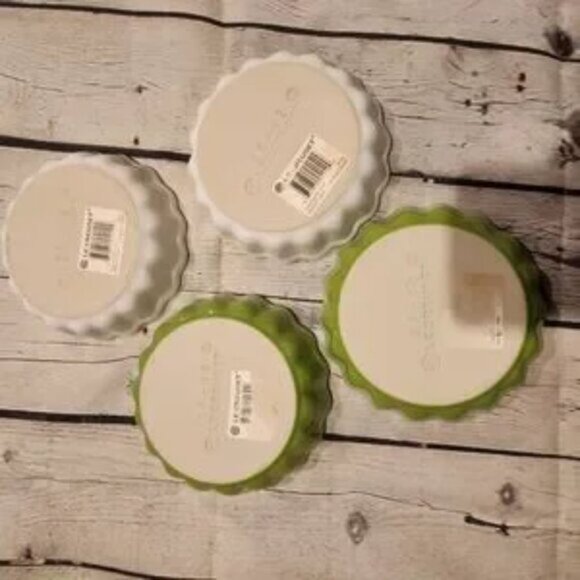 LE CREUSET mini baking tart dishes pie plates set of 4 fluted - Picture 5 of 5